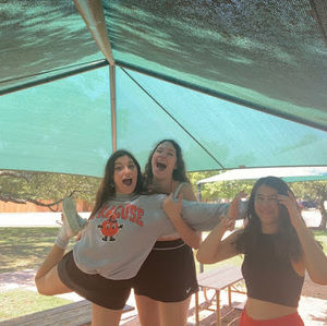 Meet your Posher, Megan